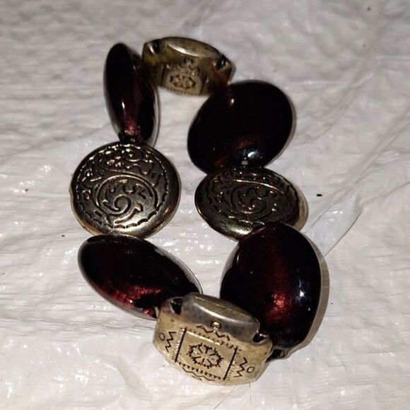 Artsy Purple Glass Beaded Bracelet Silver Tone Metallic Southwestern Design - Picture 7 of 7